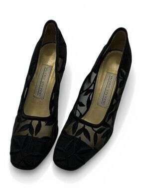 Valeria Steven’s Lace Mesh Heel